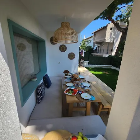 Nunu Garden Βουρλά